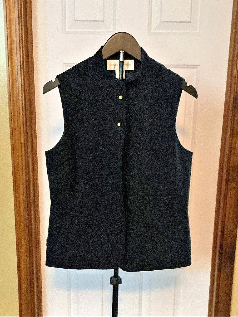 Jones New York Black Button Front Vest